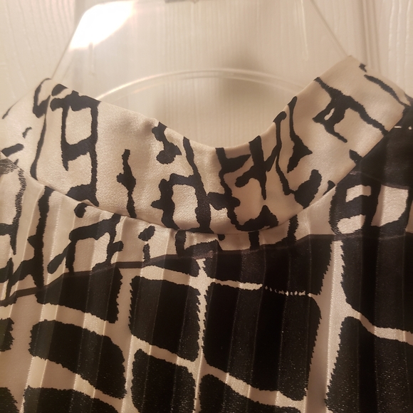 ♥️Lane Bryant Swing Top 14/16♥️ - Picture 4 of 4